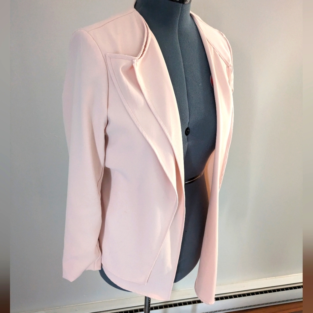 Elegant Pink Women's Blazer